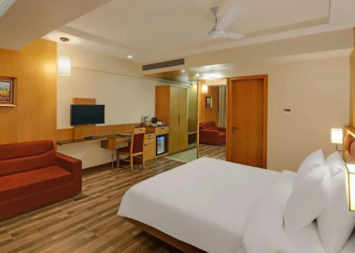 Hotel Pacefic Suites Near Delhi Airport